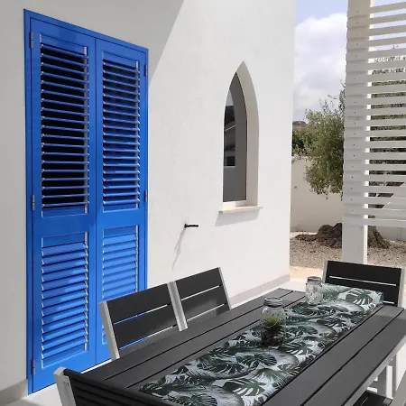 White Luxury Scala Dei Turchi Apartment
