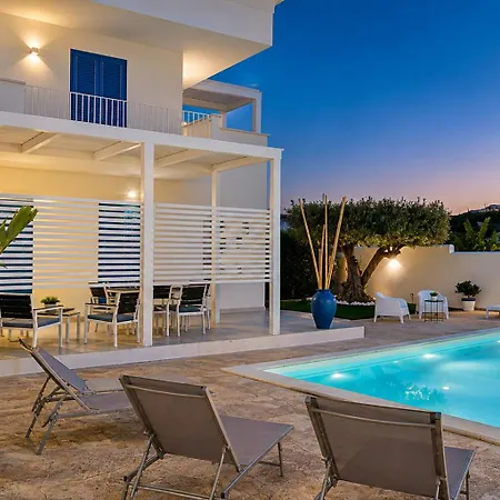 White Luxury Scala Dei Turchi Appartamento *