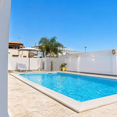 White Luxury Scala Dei Turchi * Realmonte
